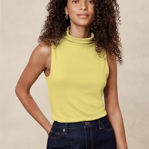 Banana Republic Turtleneck Sleeveless Top- extra small